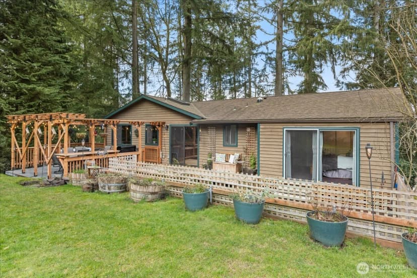 Property photo for 18421 Larch Way, Lynnwood photo 32