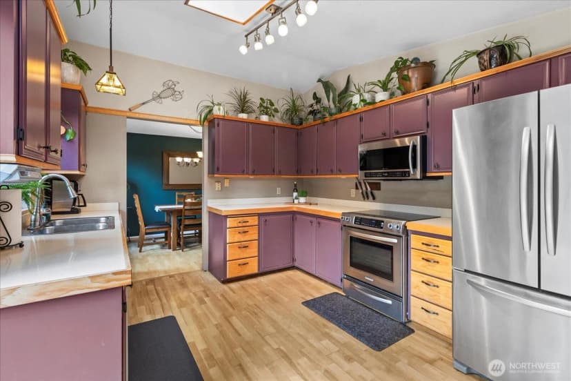 Property photo for 18421 Larch Way, Lynnwood photo 11