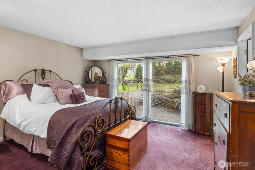 Property photo for 18421 Larch Way, Lynnwood photo 13