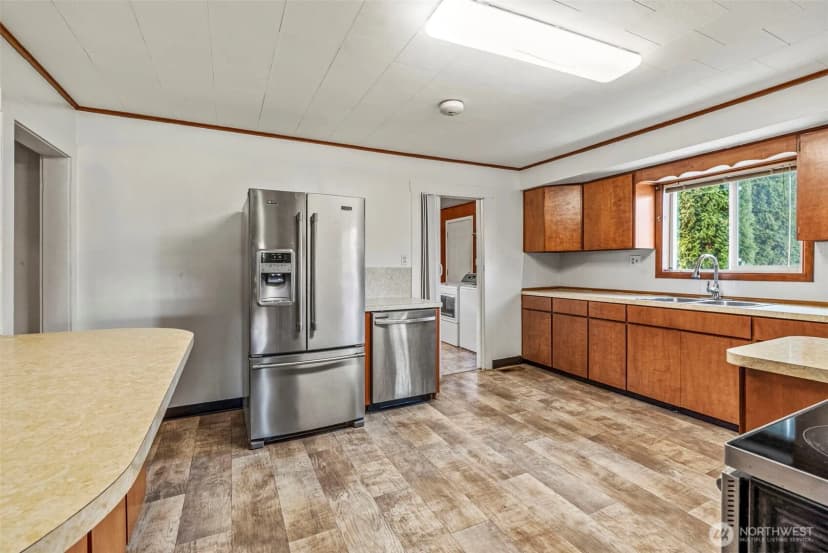 Property photo for 840 Evans Road, Toledo photo 10