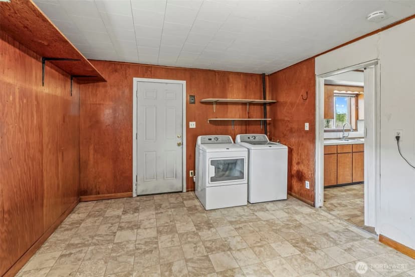 Property photo for 840 Evans Road, Toledo photo 11
