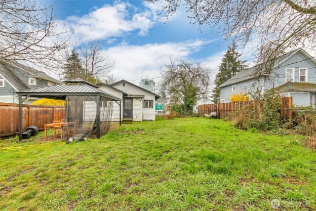 Property photo for 815 E 63rd Street, Tacoma photo 2