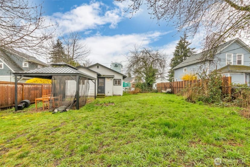 Property photo for 815 E 63rd Street, Tacoma photo 2
