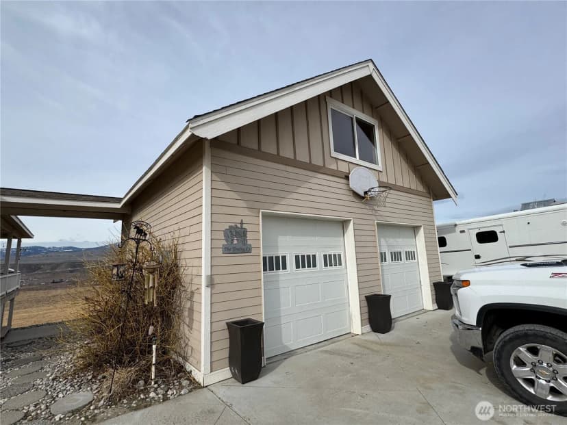 Property photo for 93 Pilot Wheel Rd, Tonasket photo 38