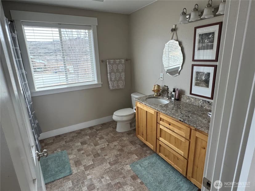 Property photo for 93 Pilot Wheel Rd, Tonasket photo 16