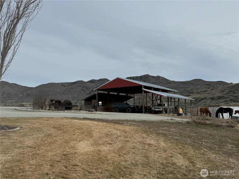 Property photo for 93 Pilot Wheel Rd, Tonasket photo 35