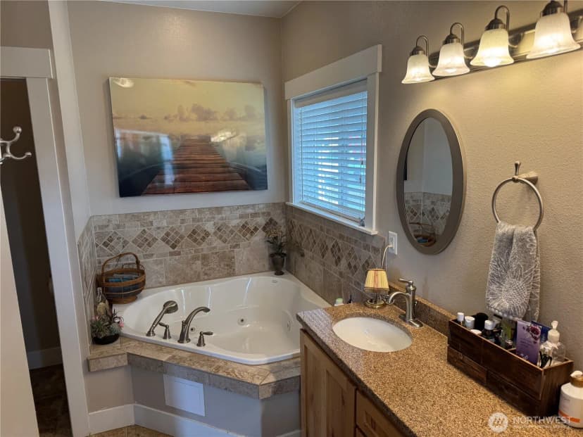 Property photo for 93 Pilot Wheel Rd, Tonasket photo 13