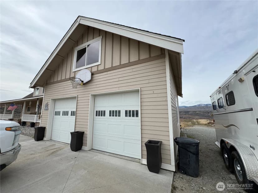 Property photo for 93 Pilot Wheel Rd, Tonasket photo 31