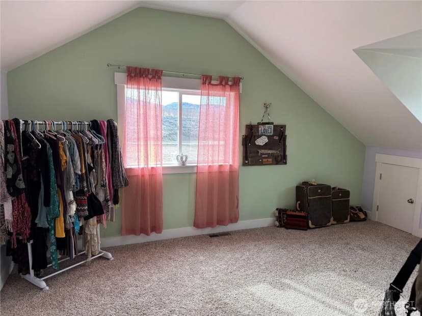 Property photo for 93 Pilot Wheel Rd, Tonasket photo 19