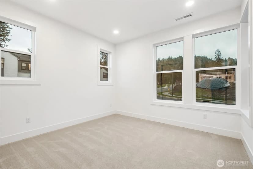 Property photo for 8425 137th Avenue Se #4, Newcastle photo 5