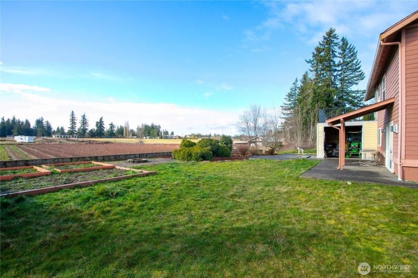 Property photo for 827 Birch Bay Lynden Road, Lynden photo 31