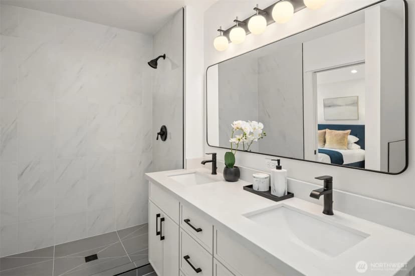 Property photo for 12226 Ne 24th Street #112, Bellevue photo 17