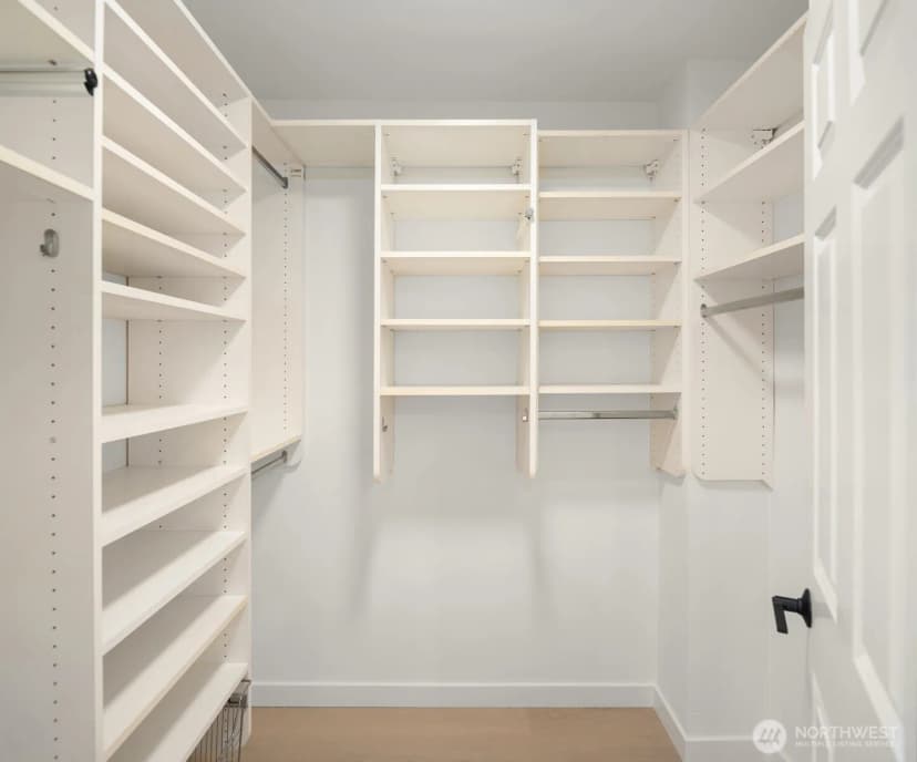 Property photo for 12226 Ne 24th Street #112, Bellevue photo 16