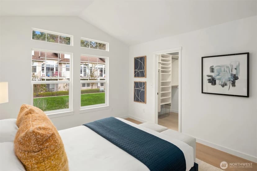 Property photo for 12226 Ne 24th Street #112, Bellevue photo 14