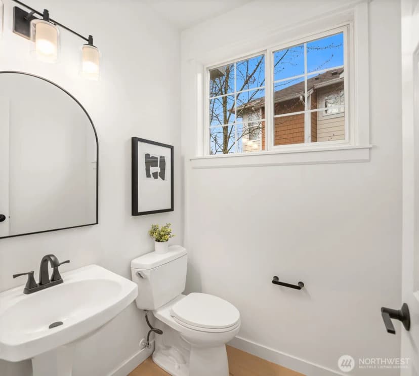 Property photo for 12226 Ne 24th Street #112, Bellevue photo 13