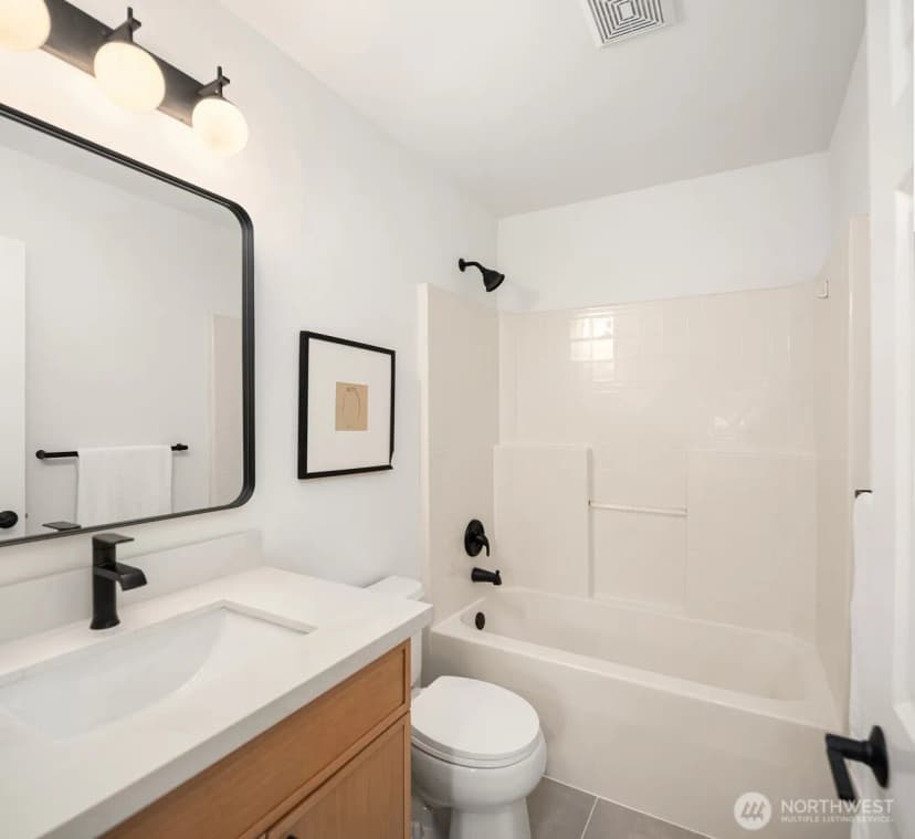 Property photo for 12226 Ne 24th Street #112, Bellevue photo 22