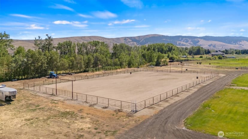 Property photo for 3644 Hanson Road, Ellensburg photo 35