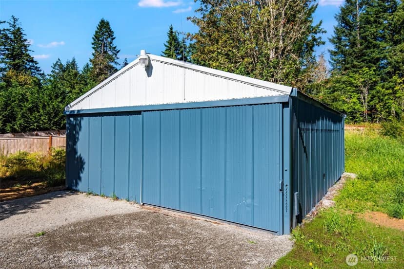 Property photo for 716 Tipsoo Loop S, Rainier photo 32