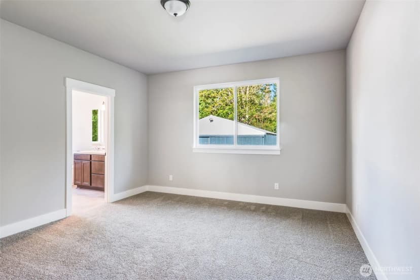 Property photo for 716 Tipsoo Loop S, Rainier photo 24
