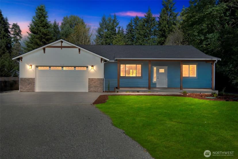 Property photo for 716 Tipsoo Loop S, Rainier
