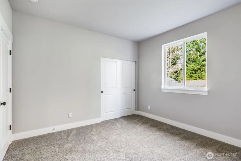 Property photo for 716 Tipsoo Loop S, Rainier photo 17