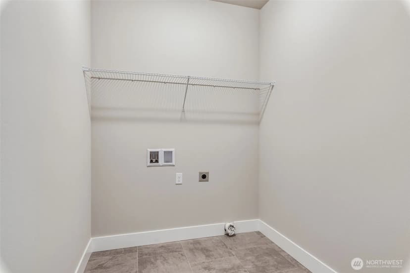 Property photo for 716 Tipsoo Loop S, Rainier photo 28