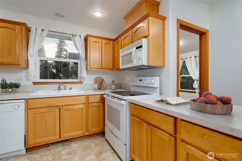 Property photo for 510 N Laventure Road #50, Mount Vernon photo 10