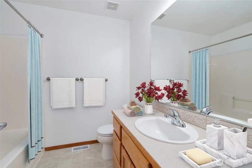 Property photo for 510 N Laventure Road #50, Mount Vernon photo 12