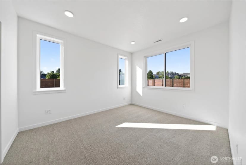 Property photo for 683 Se Quail Run, College Place photo 5