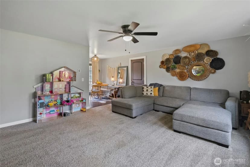 Property photo for 4349 Rhododendron Drive, Oak Harbor photo 7