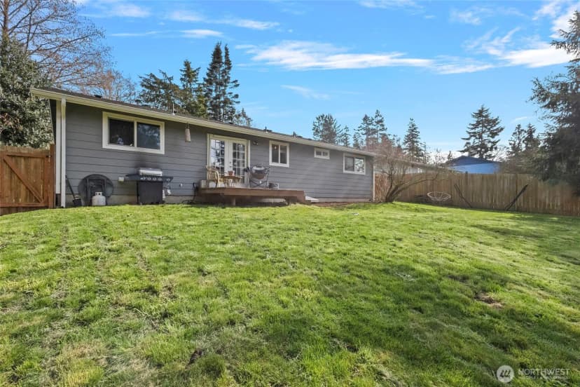 Property photo for 4349 Rhododendron Drive, Oak Harbor photo 21