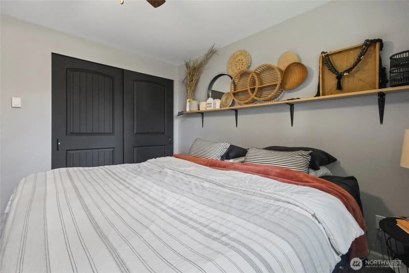 Property photo for 4349 Rhododendron Drive, Oak Harbor photo 15