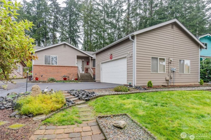 Property photo for 360 E Penzance Road W, Shelton photo 34