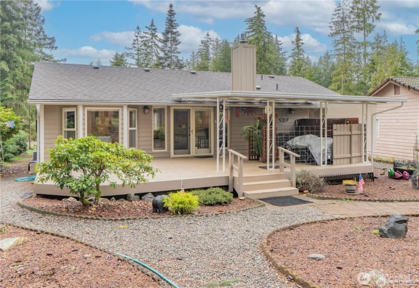 Property photo for 360 E Penzance Road W, Shelton photo 27