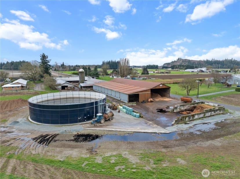 Property photo for 21563 21567 Cook Road, Sedro Woolley photo 7
