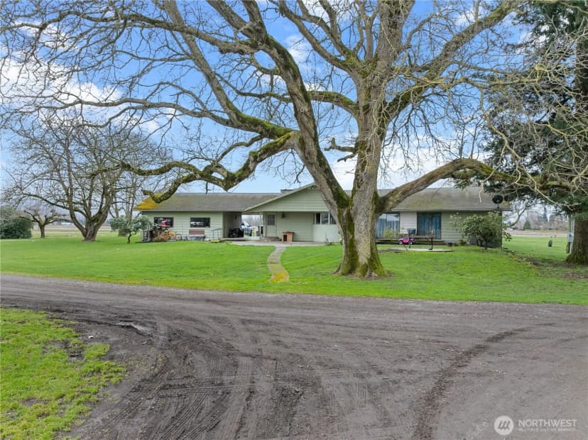 Property photo for 21563 21567 Cook Road, Sedro Woolley photo 6