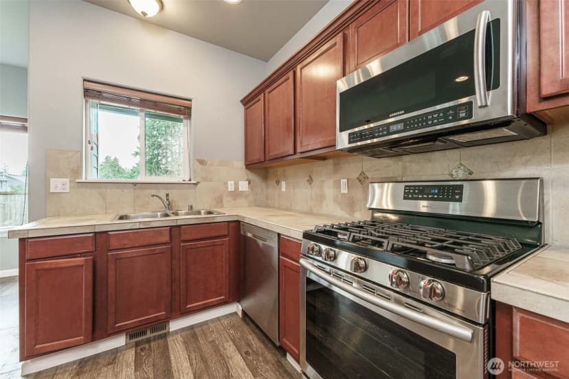 Property photo for 753 T Street Se, Tumwater photo 11