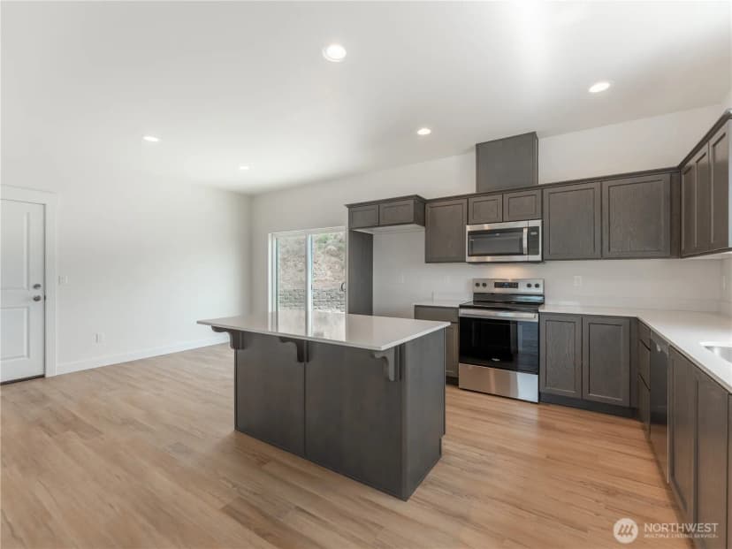 Property photo for 859 N Lyle Avenue, East Wenatchee photo 14