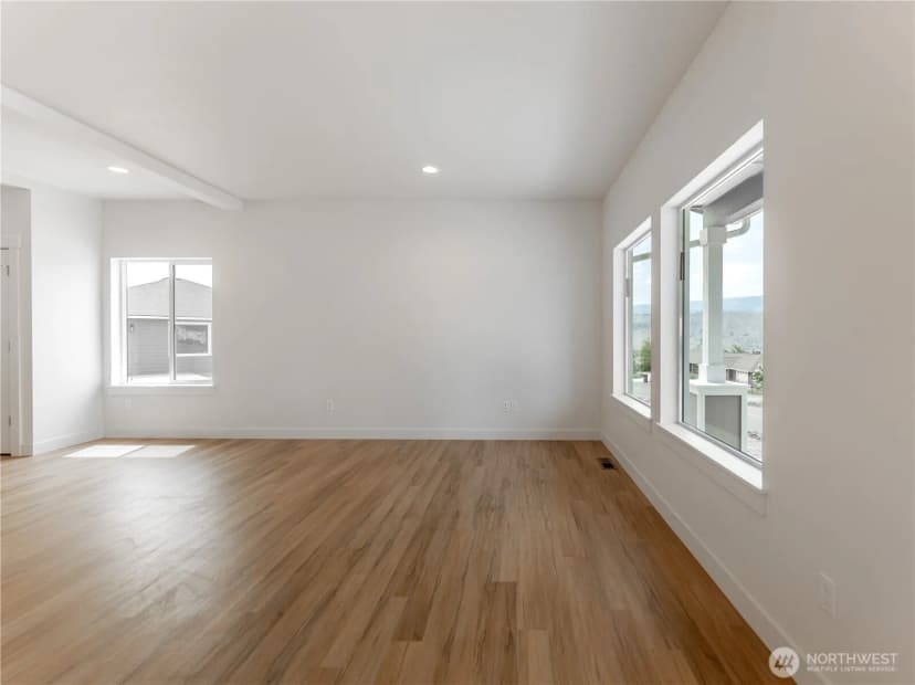 Property photo for 859 N Lyle Avenue, East Wenatchee photo 5