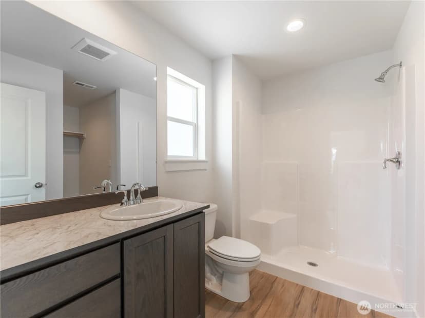 Property photo for 859 N Lyle Avenue, East Wenatchee photo 24