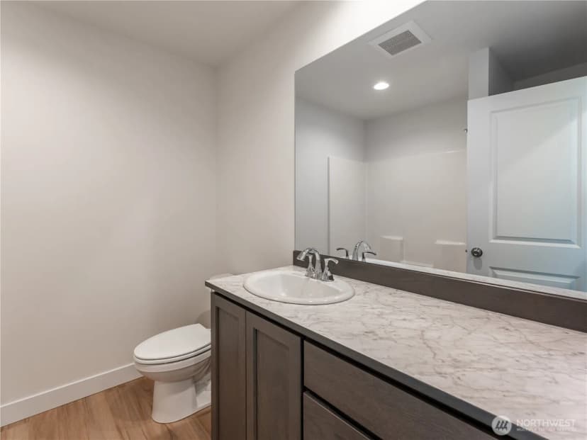 Property photo for 859 N Lyle Avenue, East Wenatchee photo 28