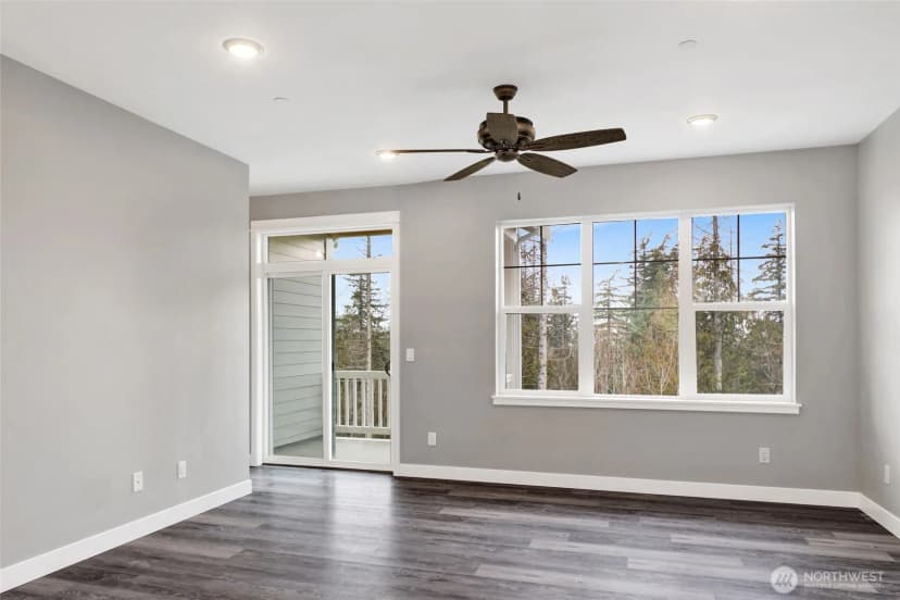 Property photo for 3527 Sussex Drive, Bellingham photo 8