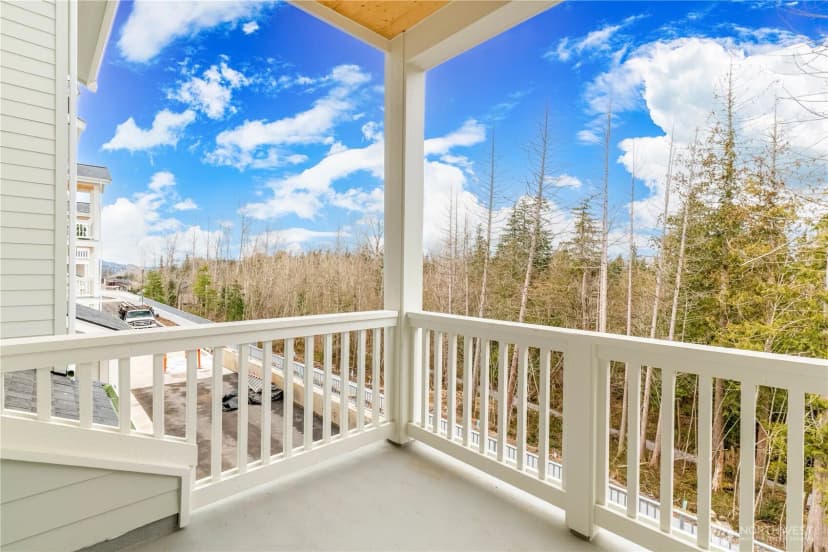 Property photo for 3527 Sussex Drive, Bellingham photo 10