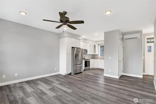 Property photo for 3527 Sussex Drive, Bellingham photo 5
