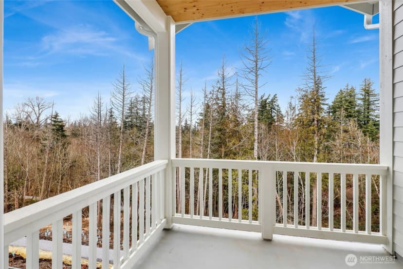 Property photo for 3527 Sussex Drive, Bellingham photo 9