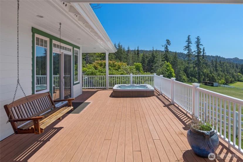 Property photo for 128 Twin Oaks Drive, San Juan Island photo 9