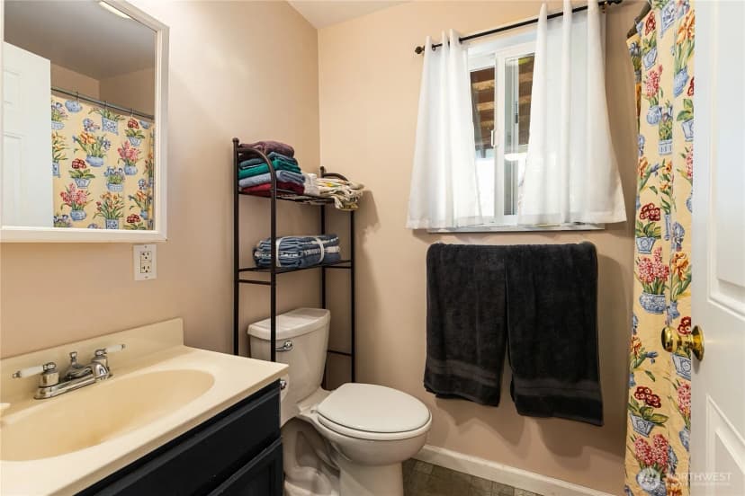 Property photo for 7311 State Route 9, Sedro Woolley photo 19