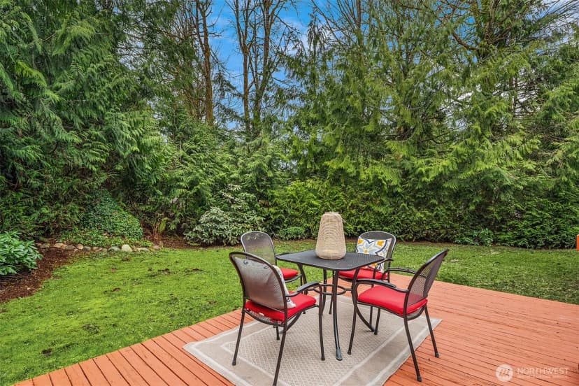 Property photo for 2035 201st Avenue Se, Sammamish photo 24