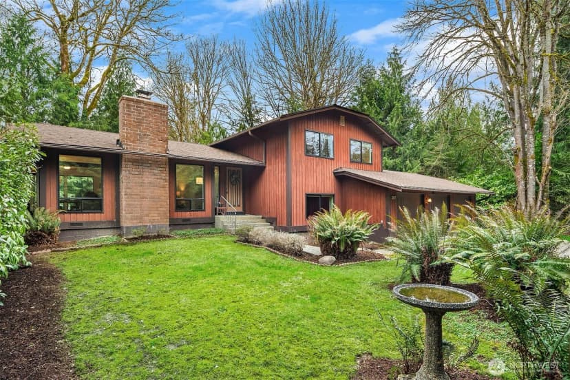 Property photo for 2035 201st Avenue Se, Sammamish