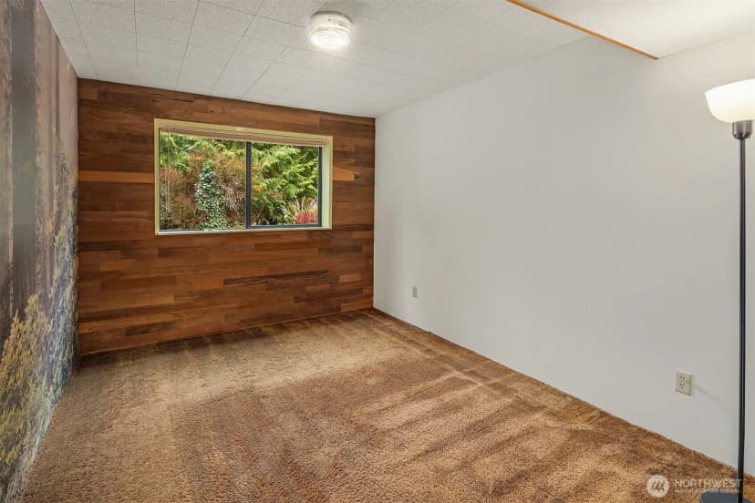 Property photo for 2035 201st Avenue Se, Sammamish photo 19